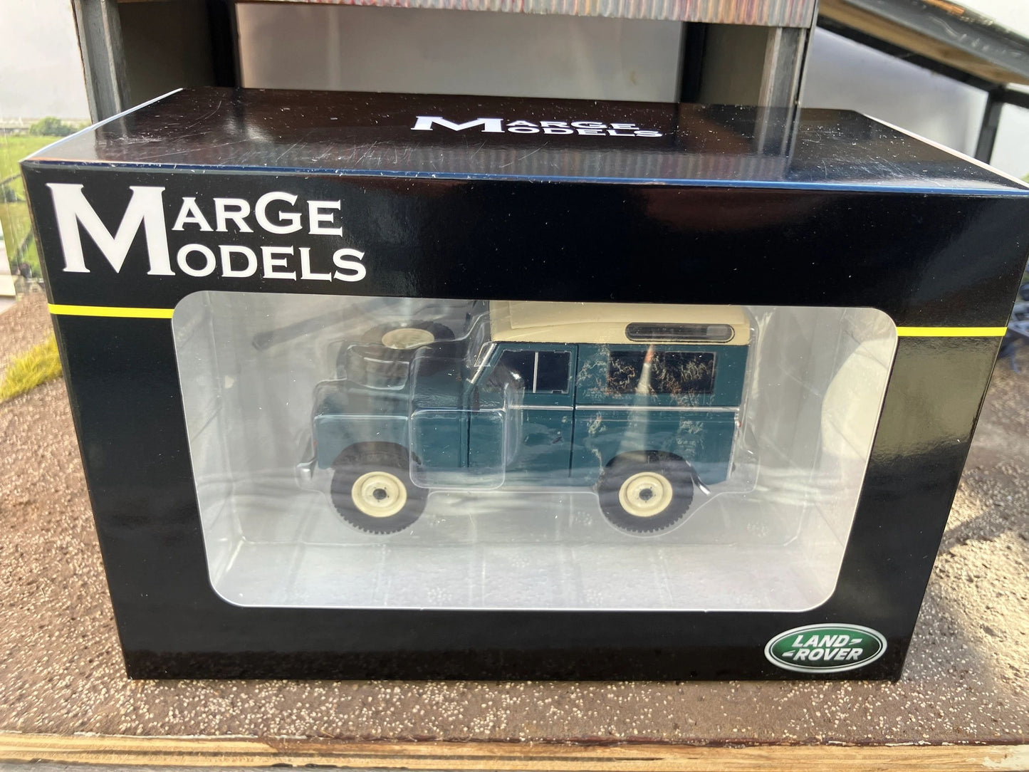 Land Rover Series 3 88 Safari roof marine Blue Marge Models 1:32 scale new boxed MM2421-01 Image 6