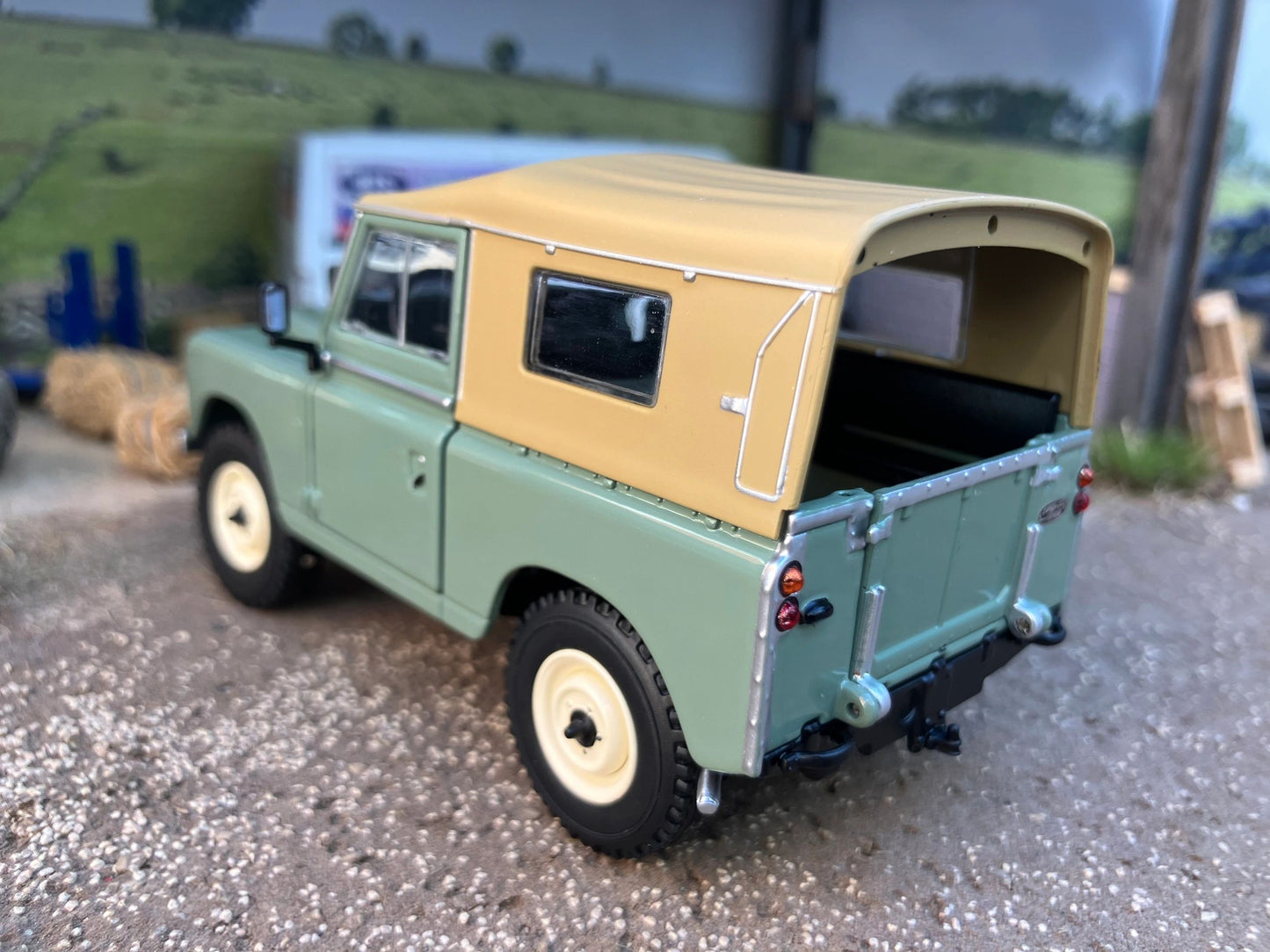 Land Rover Series 3 88 Soft top Atlantic Green Marge Models 1:32 scale new boxed MM2420-02 Image 5