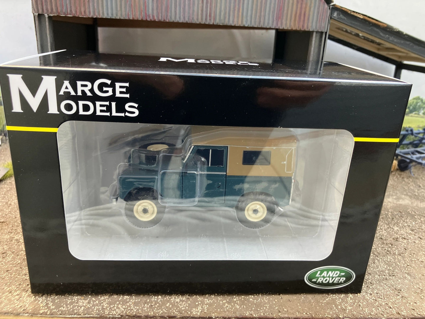 Land Rover Series 3 88 Soft top marine Blue Marge Models 1:32 scale new boxed MM2420-01 Image 9