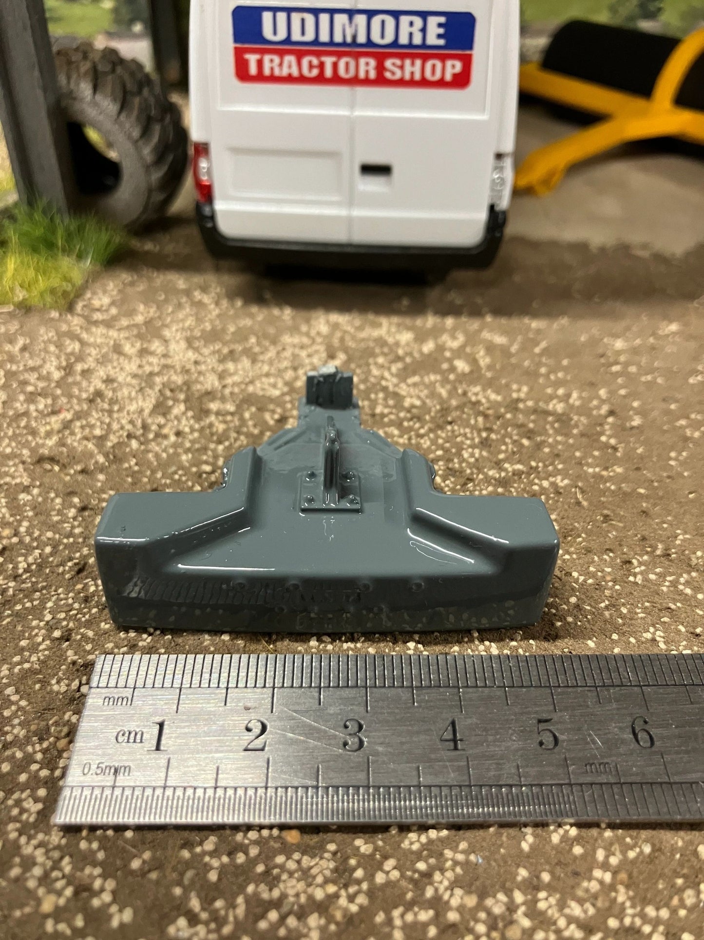 Large Front weight tractor system farm 1:32 scale Image 3