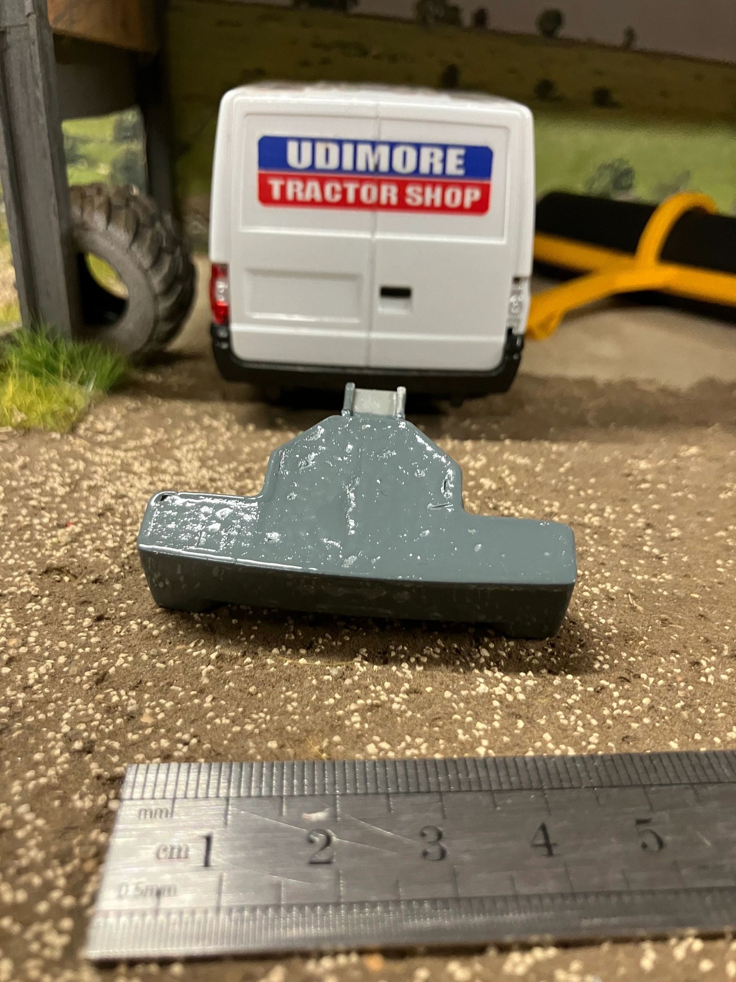 Large Front weight tractor system farm 1:32 scale Image 5