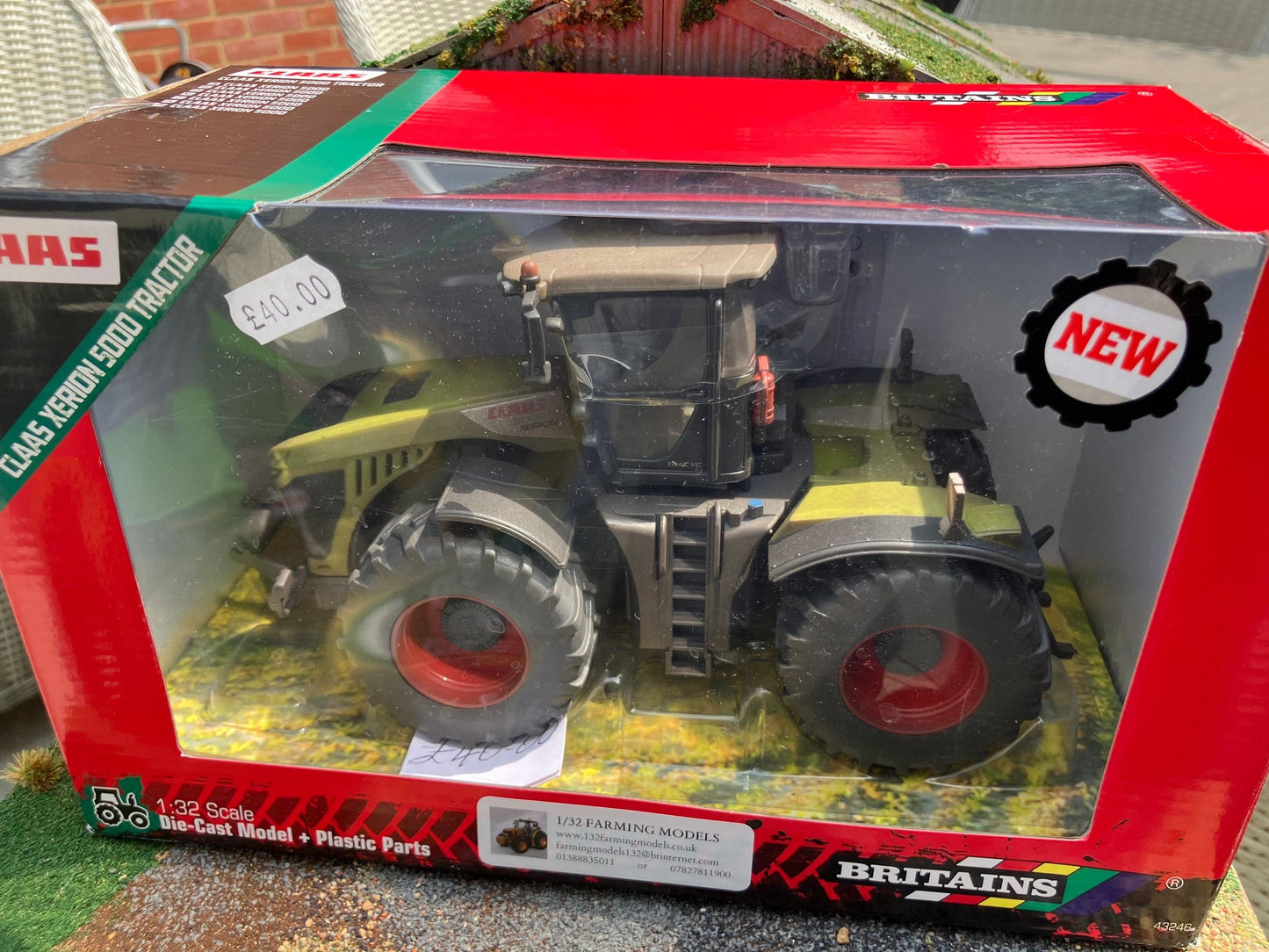 Lightly weathered Britains Claas Xerion 5000 tractor conversion 1:32 scale BOXED 43246 Image 7