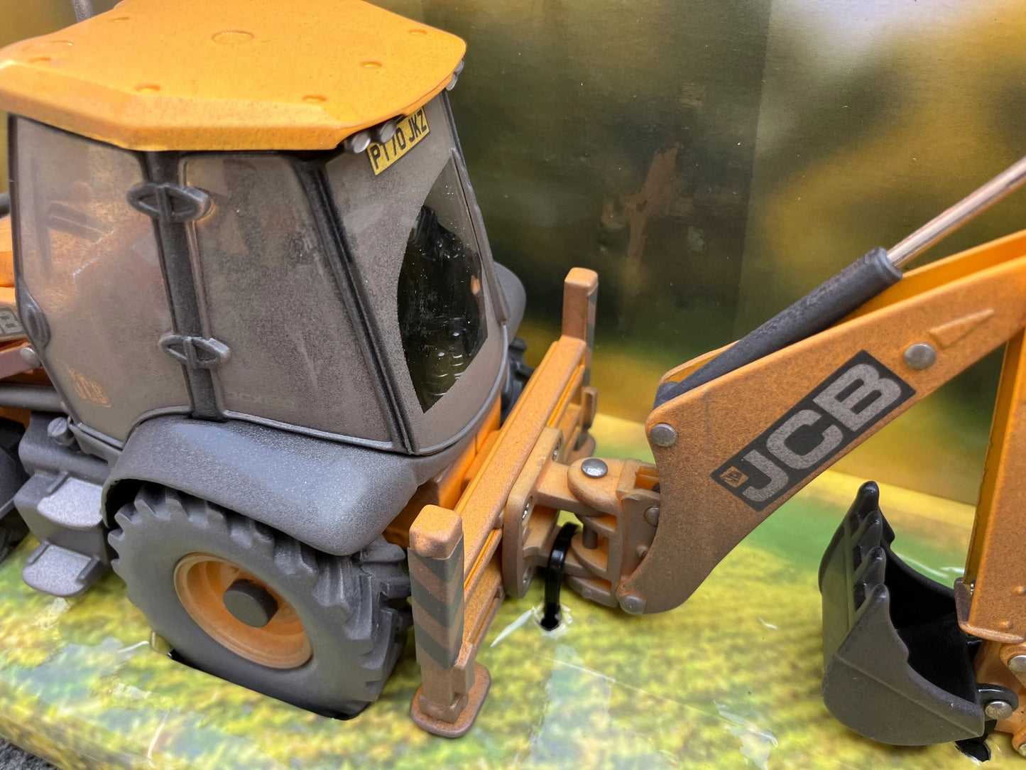 Lightly weathered Britains JCB Backhoe 3CX conversion 1:32 scale New BOXED 46702A1 Image 5