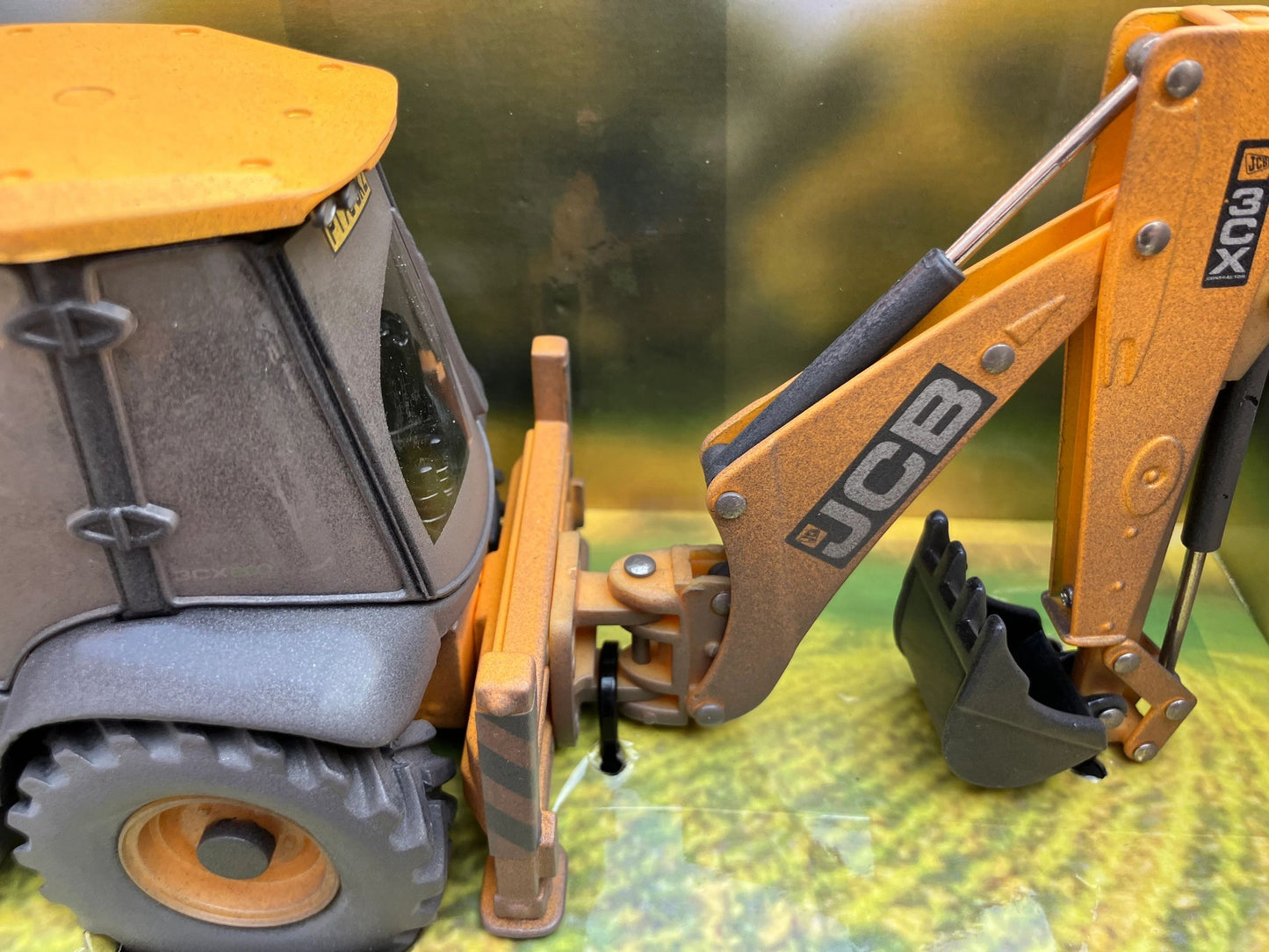 Lightly weathered Britains JCB Backhoe 3CX conversion 1:32 scale New BOXED 46702A1 Image 6