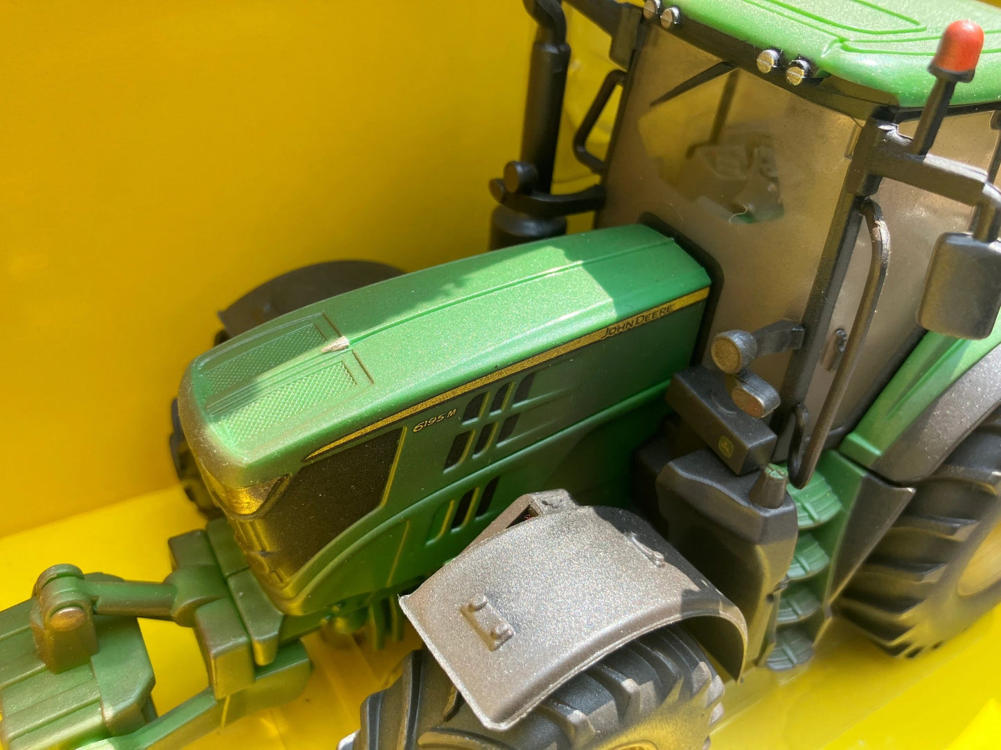 Lightly weathered Britains John Deere 6195M tractor conversion 1:32 scale BOXED 43150 Image 5