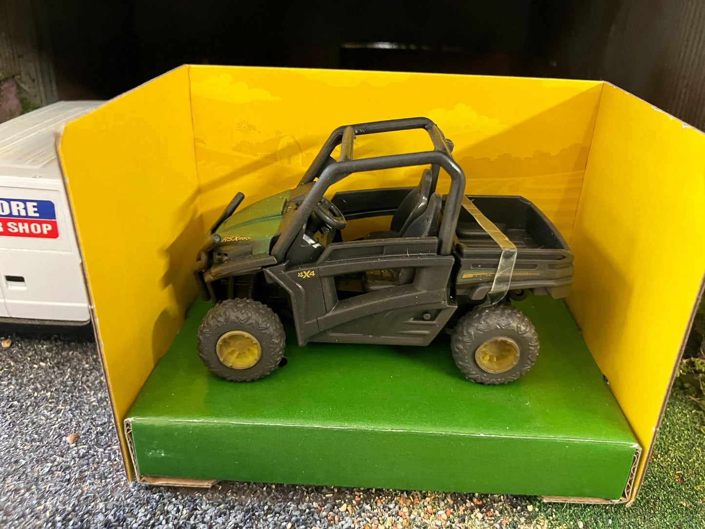 Lightly weathered Britains John Deere RSX860i Gator conversion 1:32 scale New BOXED 46801 Image 4