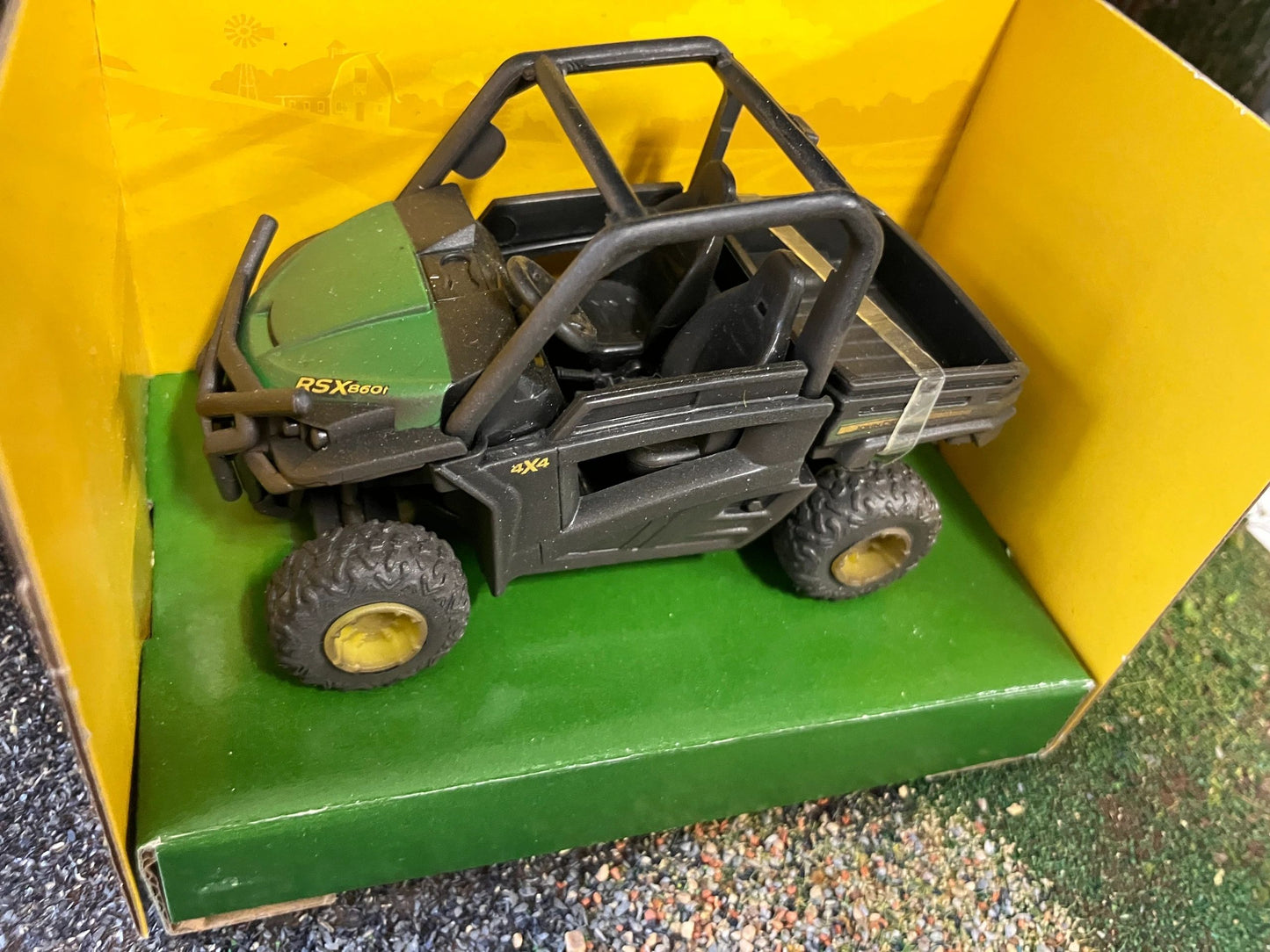 Lightly weathered Britains John Deere RSX860i Gator conversion 1:32 scale New BOXED 46801 Image 5