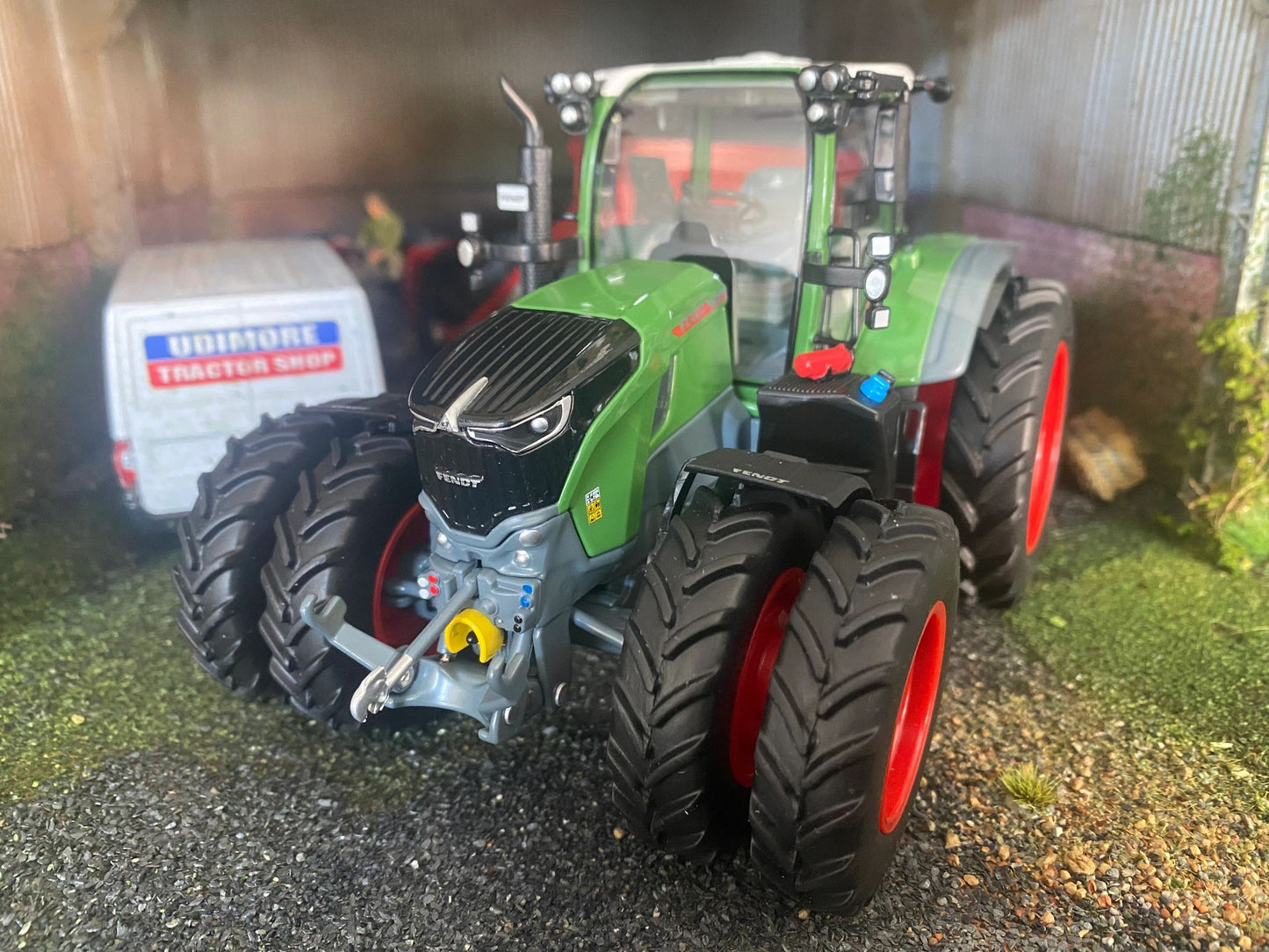 Limited Edition Prestige Wiking Fendt 726 tractor with row crop duals 1:32 scale Boxed Image 7