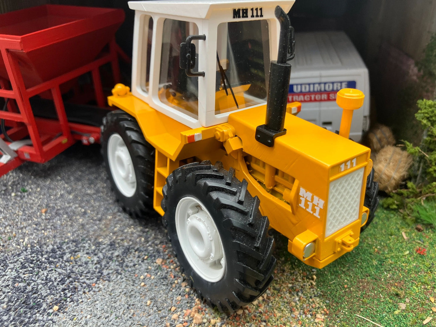 MH 111 Tractor Conversion White wheels 2025 version 1:32 scale Image 6