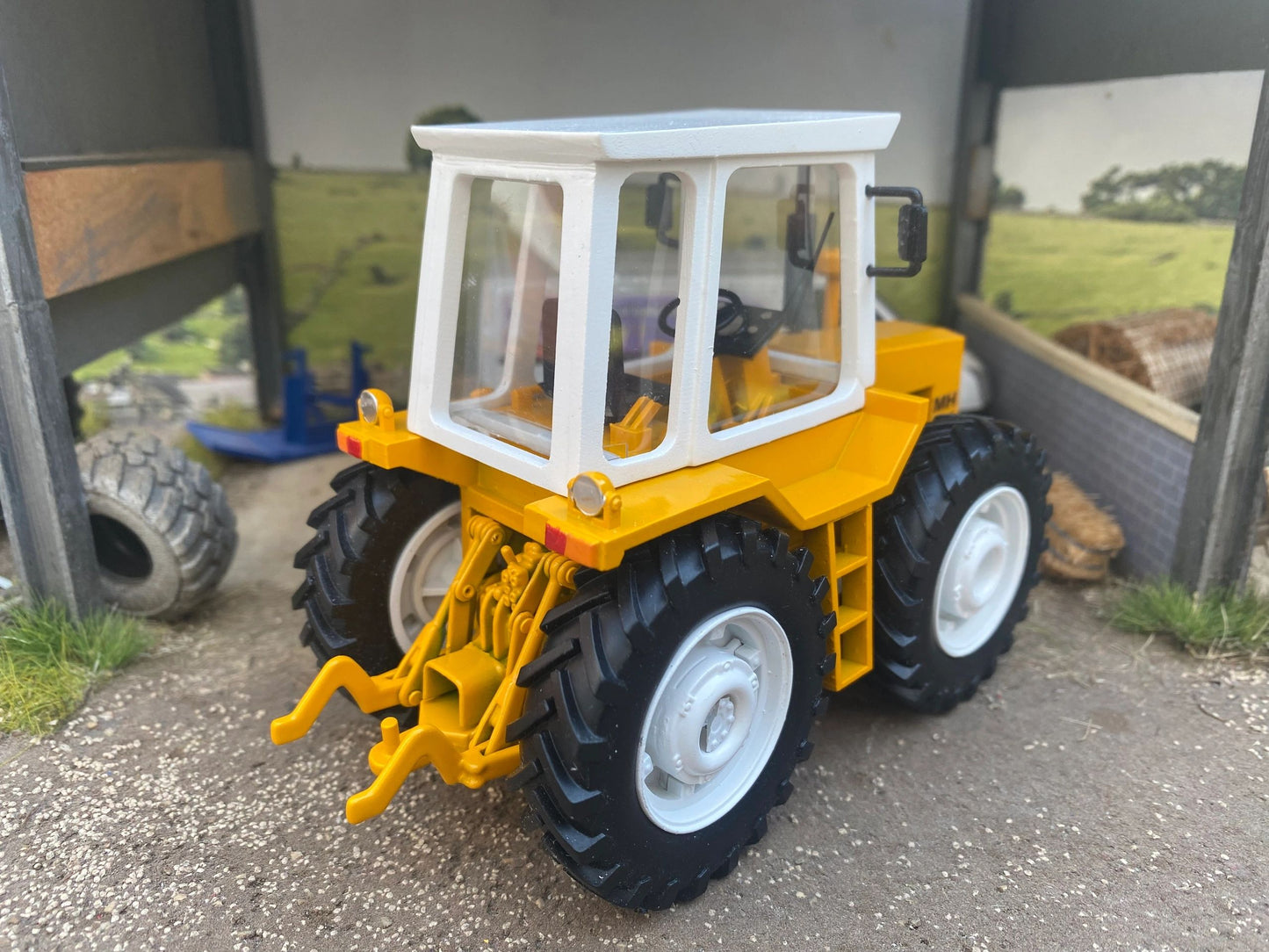 MH 121 Series II Tractor Conversion White wheels 2025 version 1:32 scale Image 5
