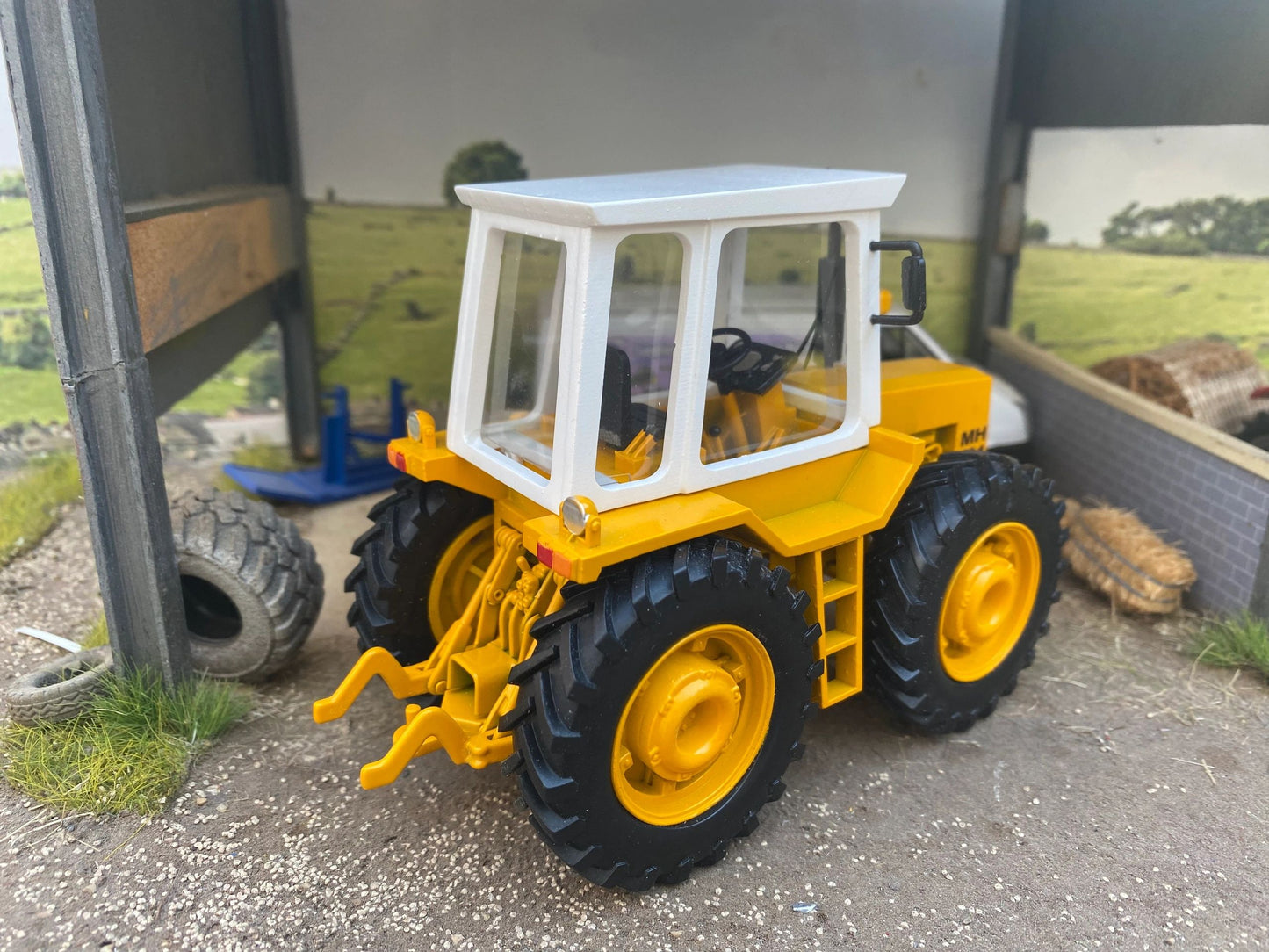 MH 121 Series II Tractor Conversion Yellow wheels 2025 version 1:32 scale Image 3