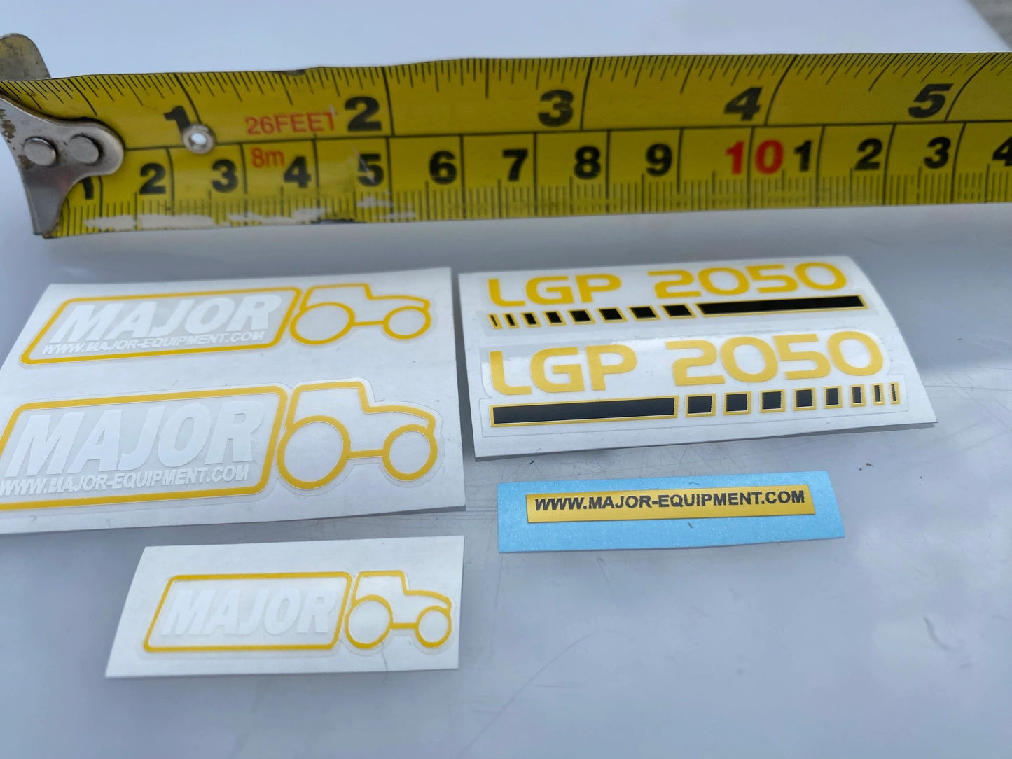 Major LGP 2050 slurry tanker pre cut professional High quality vinyl set of white decals 1:32 scale Image
