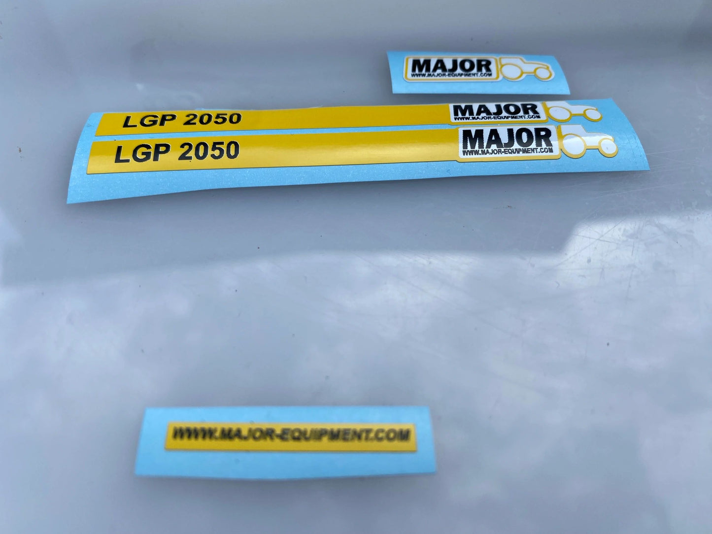 Major LGP 2050 slurry tanker pre cut professional high quality vinyl set of decals 1:32 scale Image 3