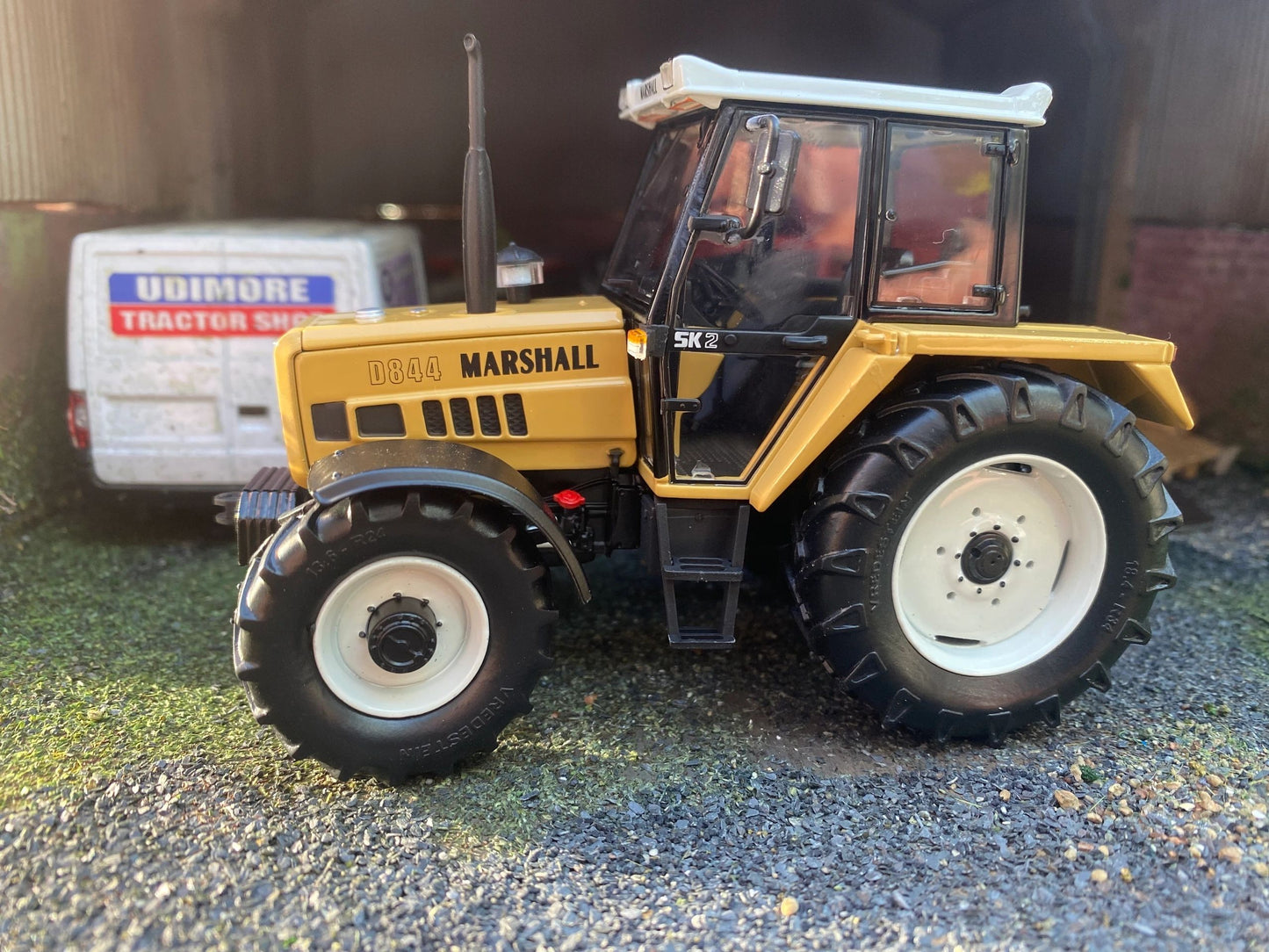 Marge Models Limited Edition Marshall D844 Tractor 1:32 scale Image 5