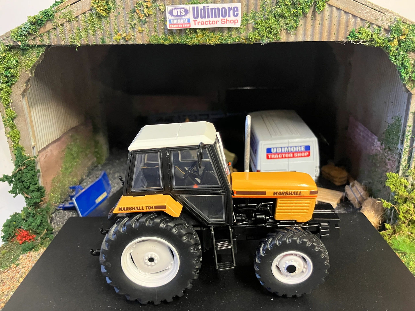 Marshall 704 4wd Tractor Conversion 1:32 scale Image 3