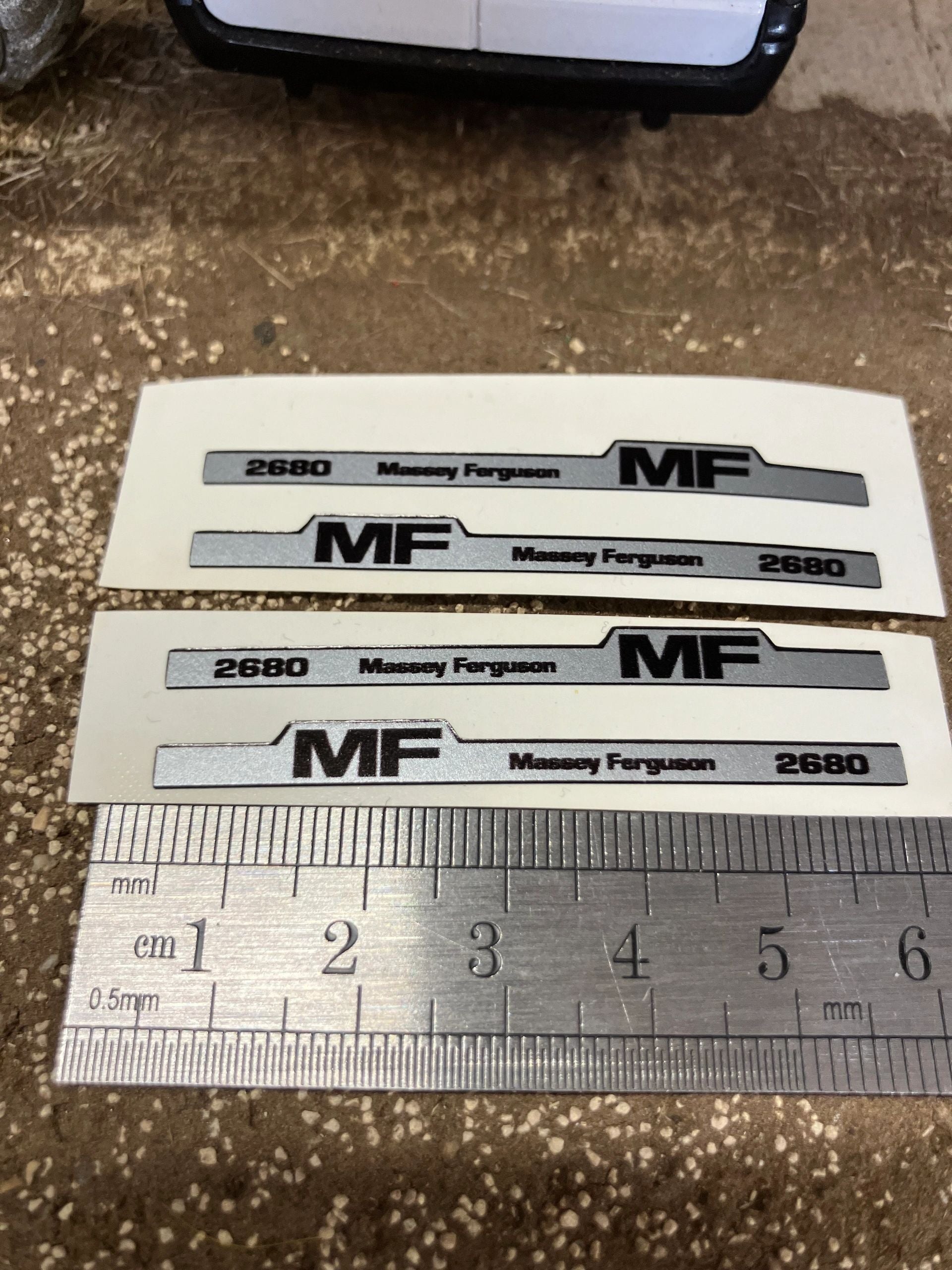 Massey Ferguson 2680 Tractor x 4 Pre cut Professional Silver High quality vinyl pack decals Tractor bonnet farm machinery decals Image 3