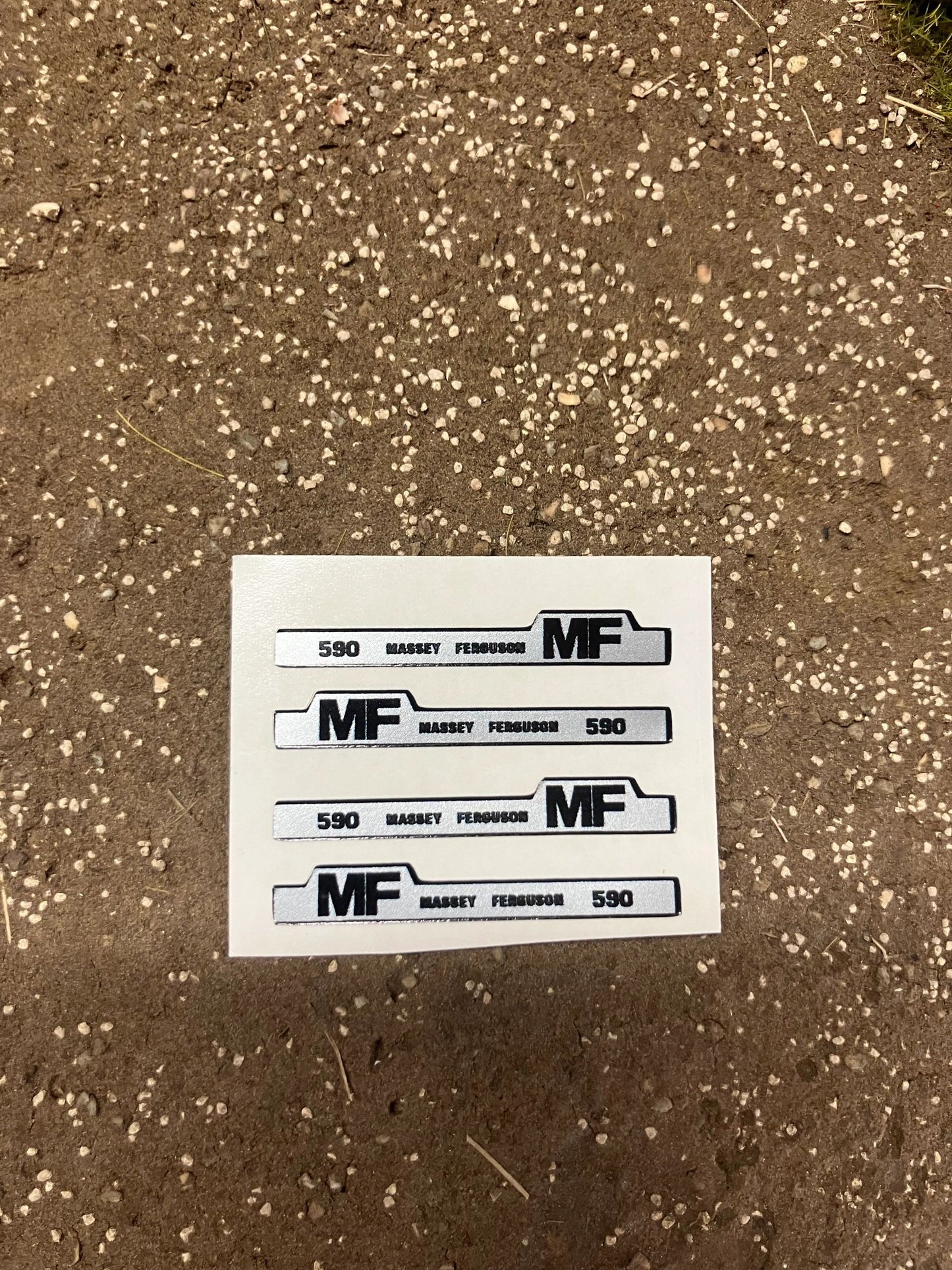 Massey Ferguson 590 Tractor pre cut professional decals 4 x 35mm High quality vinyl huge pack decals bonnet farm machinery decals 1:32 s Image 2