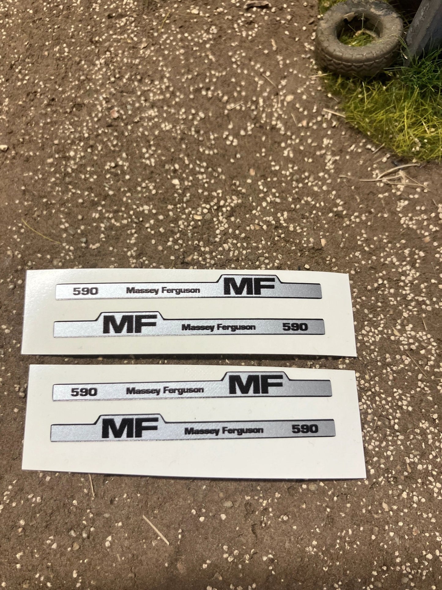 Massey Ferguson 590 tractor professional pre cut 4 x 50mm High quality vinyl huge pack decals bonnet farm machinery decals 1:32 scale Image