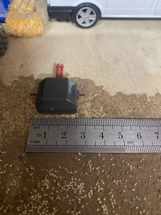 Massey Ferguson Tractor Grey Red Front weight tractor system farm 1:32 scale Image 2