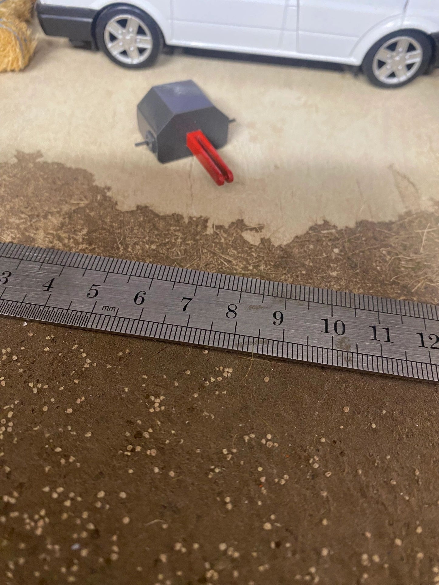 Massey Ferguson Tractor Grey Red Front weight tractor system farm 1:32 scale Image 4