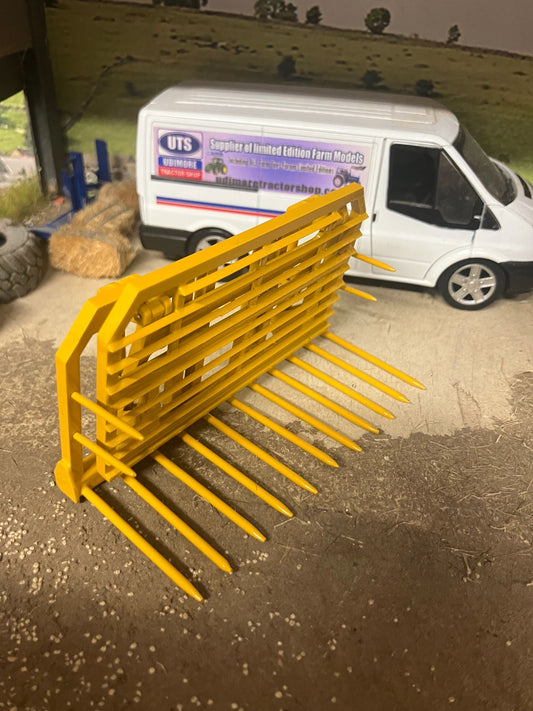 MoneyCarrie Engineering Push pull Buck Rake Britains JCB 416 419 420 fitting version 1:32 scale Scratchbuilt Image 2