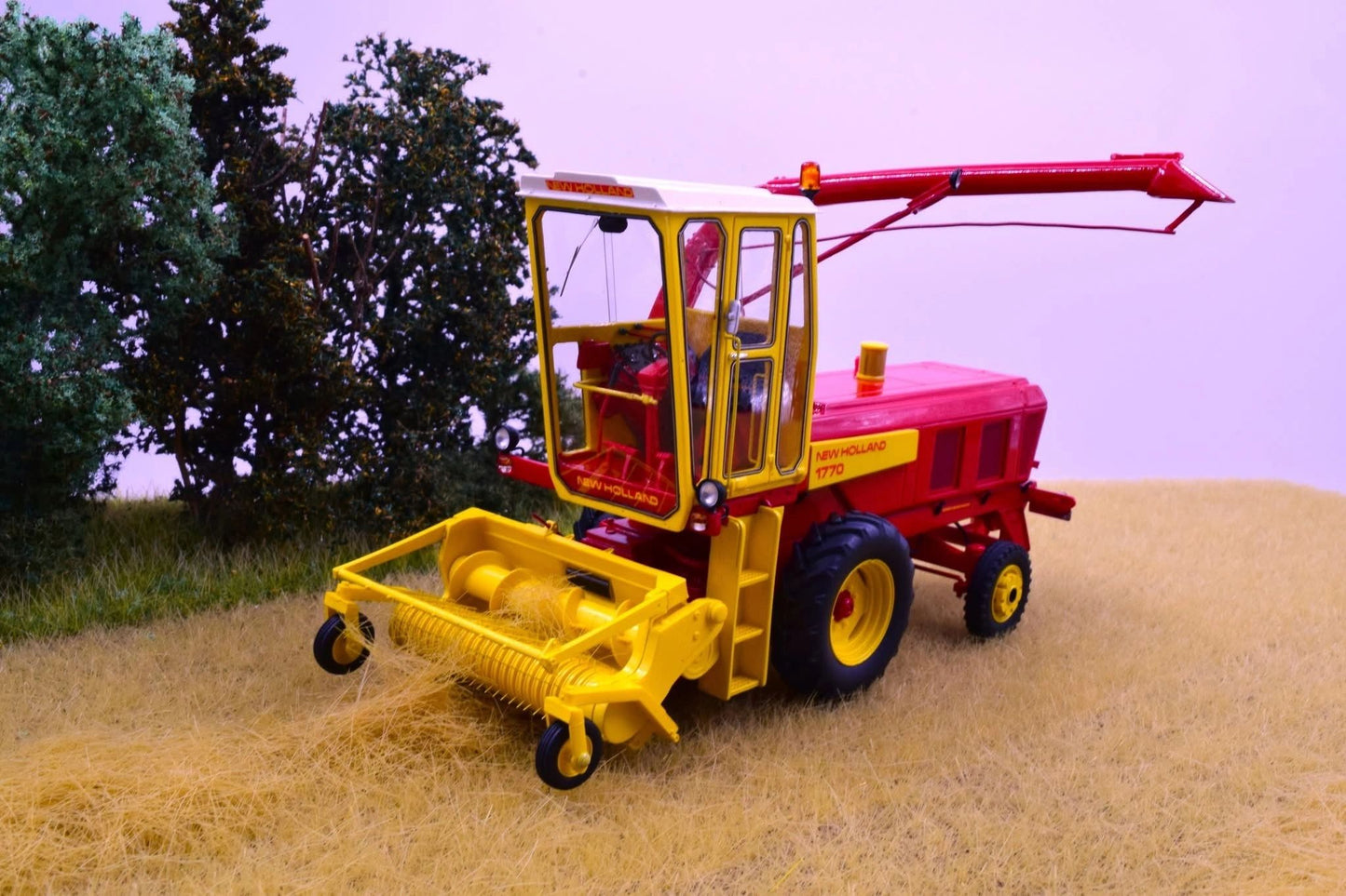 New Holland 1770 Forage Harvester Limited Edition Stunning in 1:32 scale VKA Models Image