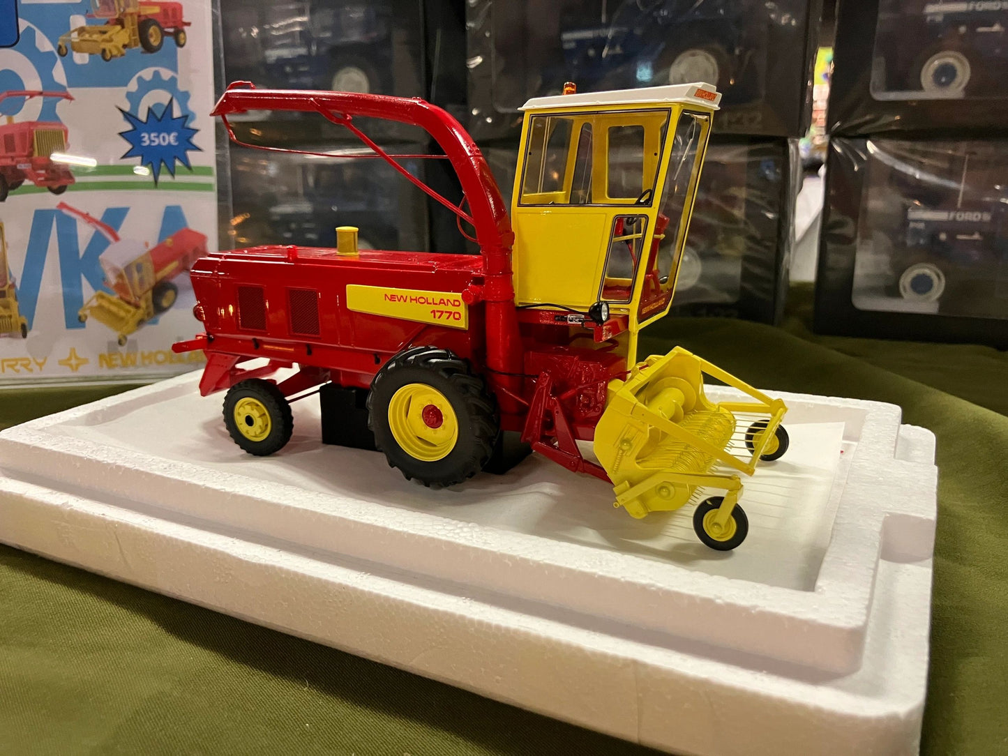 New Holland 1770 Forage Harvester Limited Edition Stunning in 1:32 scale VKA Models Image 5