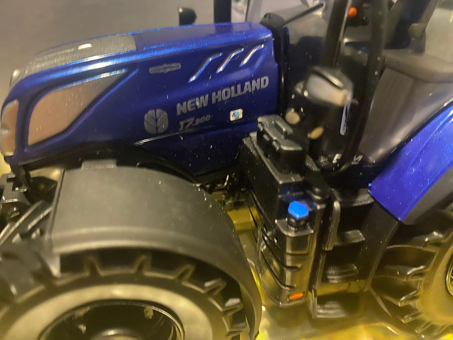 New Holland T7.300 Blue Power Tractor black wheels Conversion 1:32 scale Image 3
