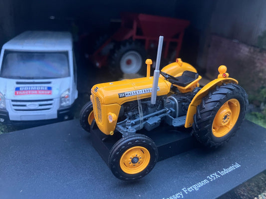 Obsolete Universal Hobbies Industrial Massey Ferguson 35x Tractor 1:32 Dealer Box Image 2