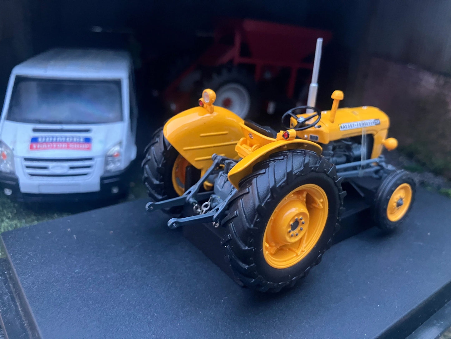 Obsolete Universal Hobbies Industrial Massey Ferguson 35x Tractor 1:32 Dealer Box Image 3