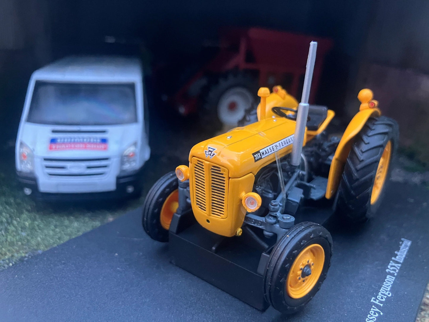 Obsolete Universal Hobbies Industrial Massey Ferguson 35x Tractor 1:32 Dealer Box Image 4