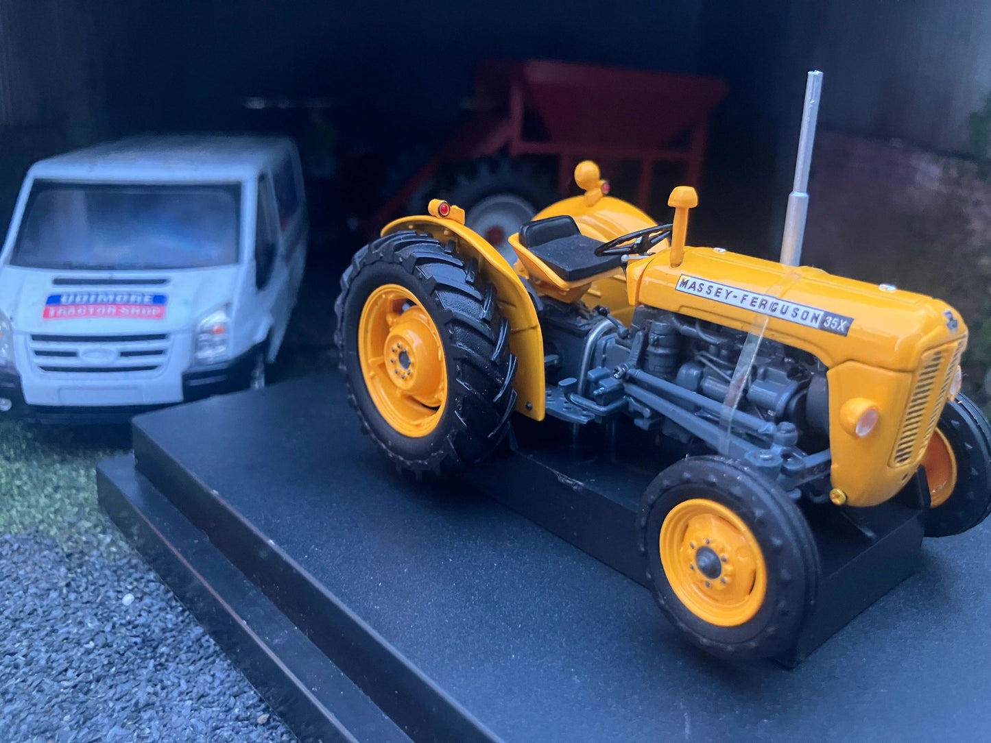Obsolete Universal Hobbies Industrial Massey Ferguson 35x Tractor 1:32 Dealer Box Image 5