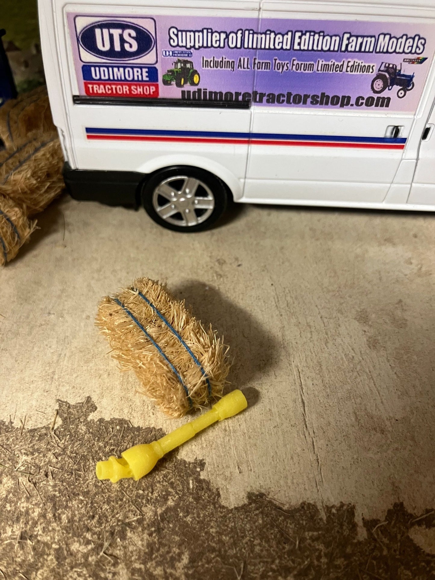 PTO shaft 30mm Yellow tractor farm machinery 1:32 scale Image 3