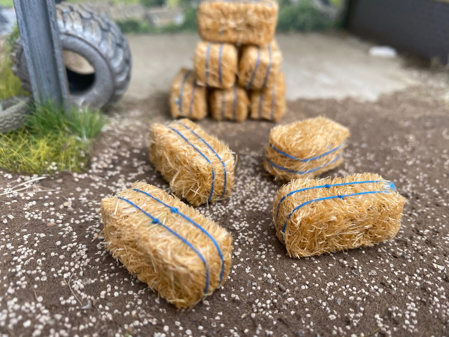 Pack of 10 handmade Bales Britains replicagri model toy farm diorama 1:32 Image