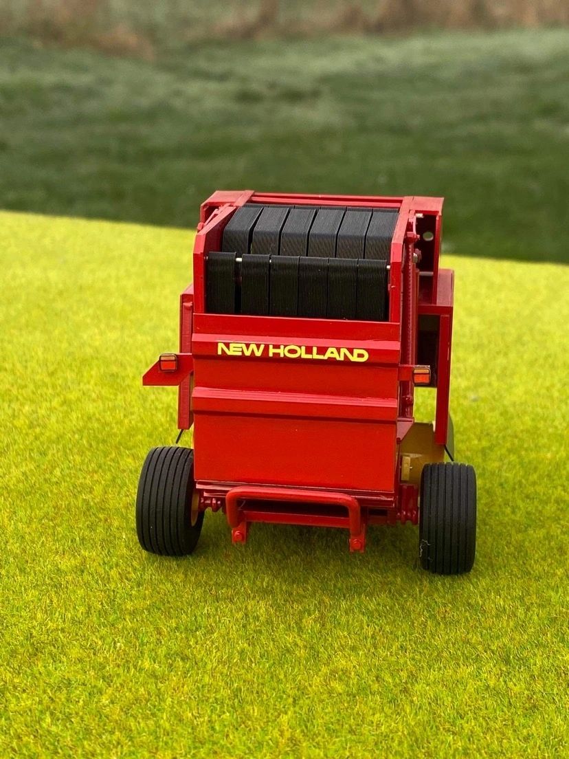 Pre order MAP Miniagripassion New Holland 648 Baler Scratch built COLLECTION ONLY Image 4