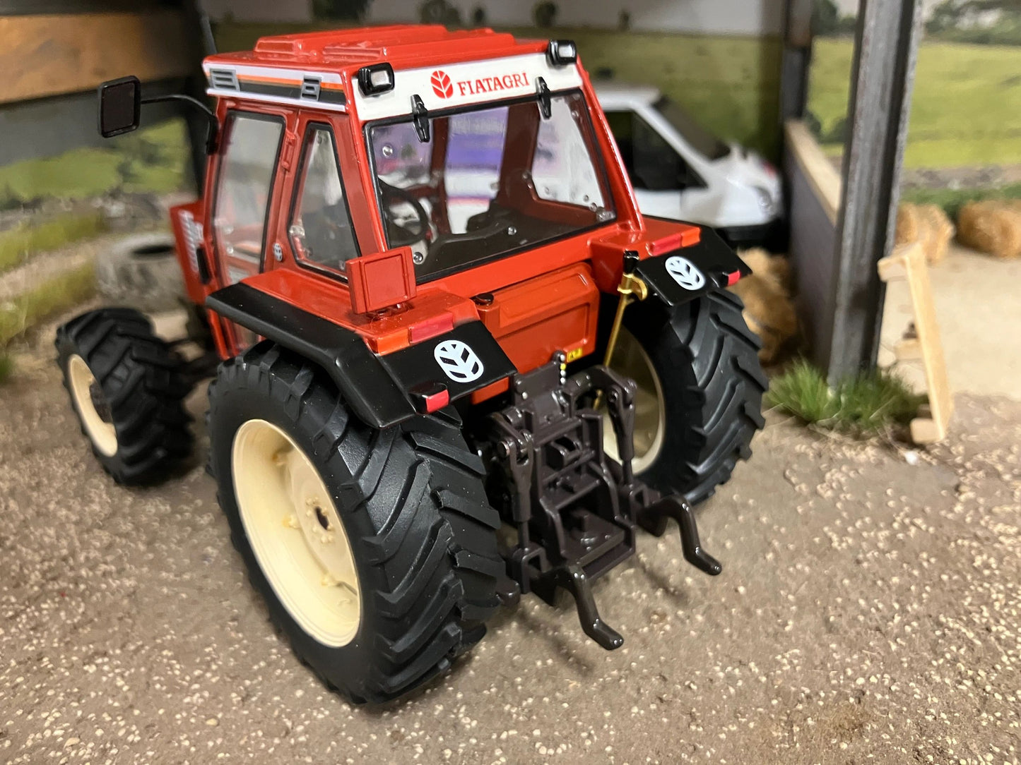 REP020 Replicagri Fiat 110-90 tractor 1:32 scale Boxed Image 3