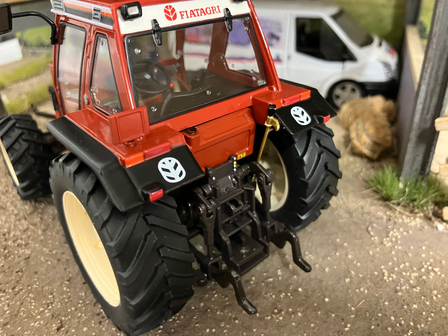 REP020 Replicagri Fiat 110-90 tractor 1:32 scale Boxed Image 6