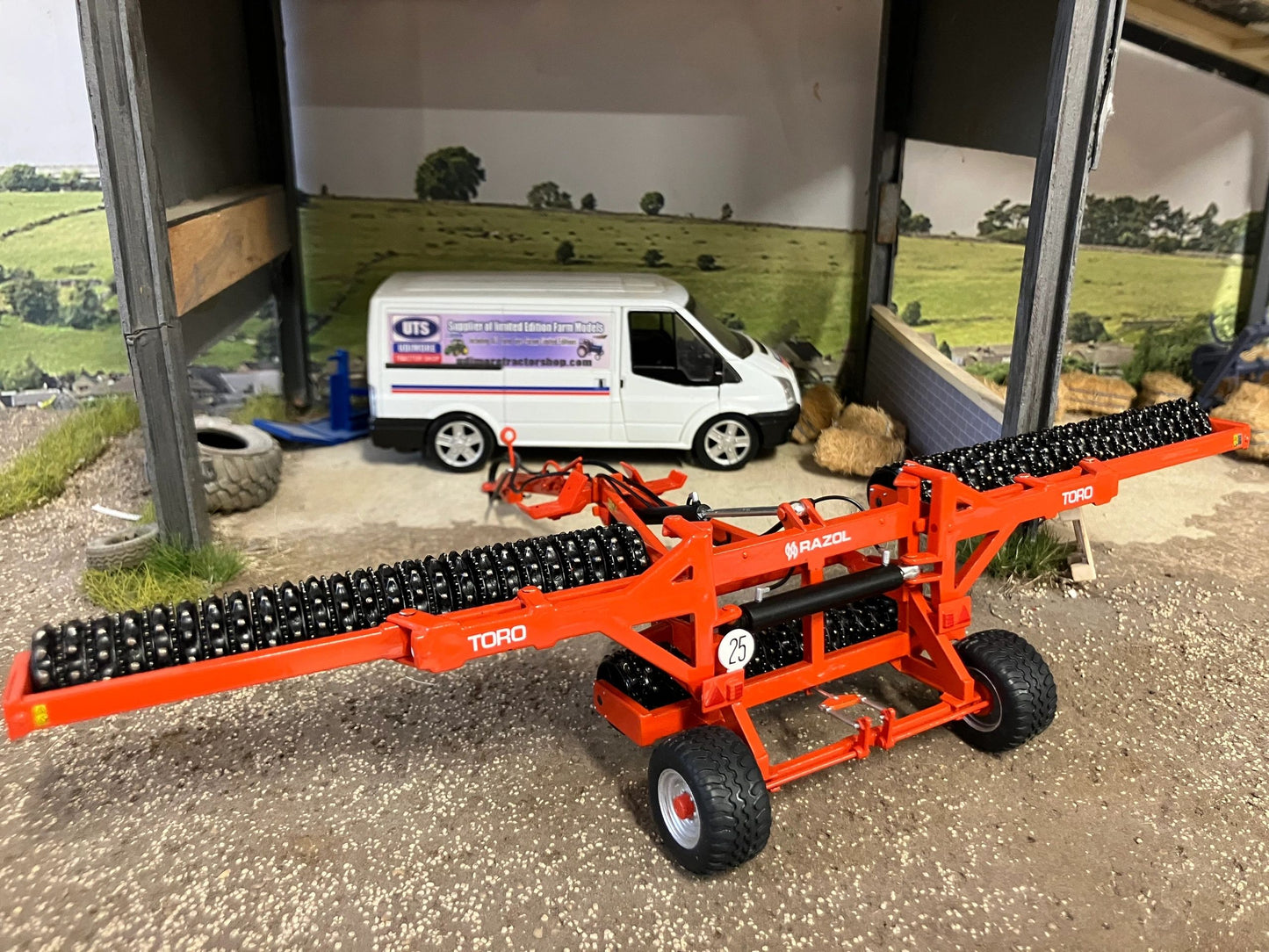 REP028 Replicagri Razol Toro Cambridge Roller 8,20m 1:32 scale Boxed Image 7