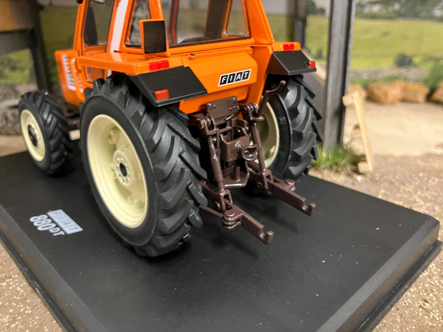 REP035 Replicagri Fiat 880 DT tractor 1:32 scale Boxed Image 3