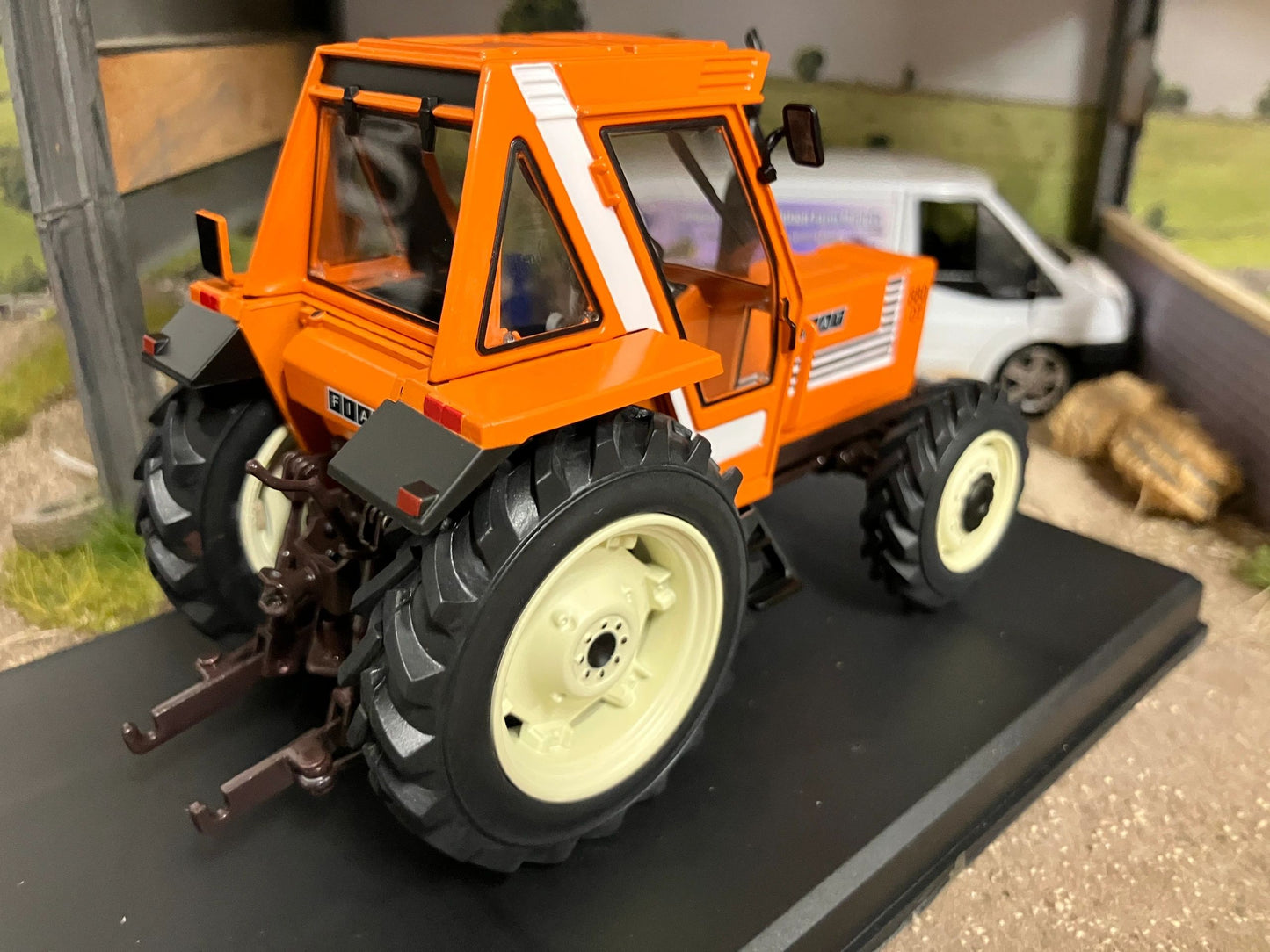 REP035 Replicagri Fiat 880 DT tractor 1:32 scale Boxed Image 6