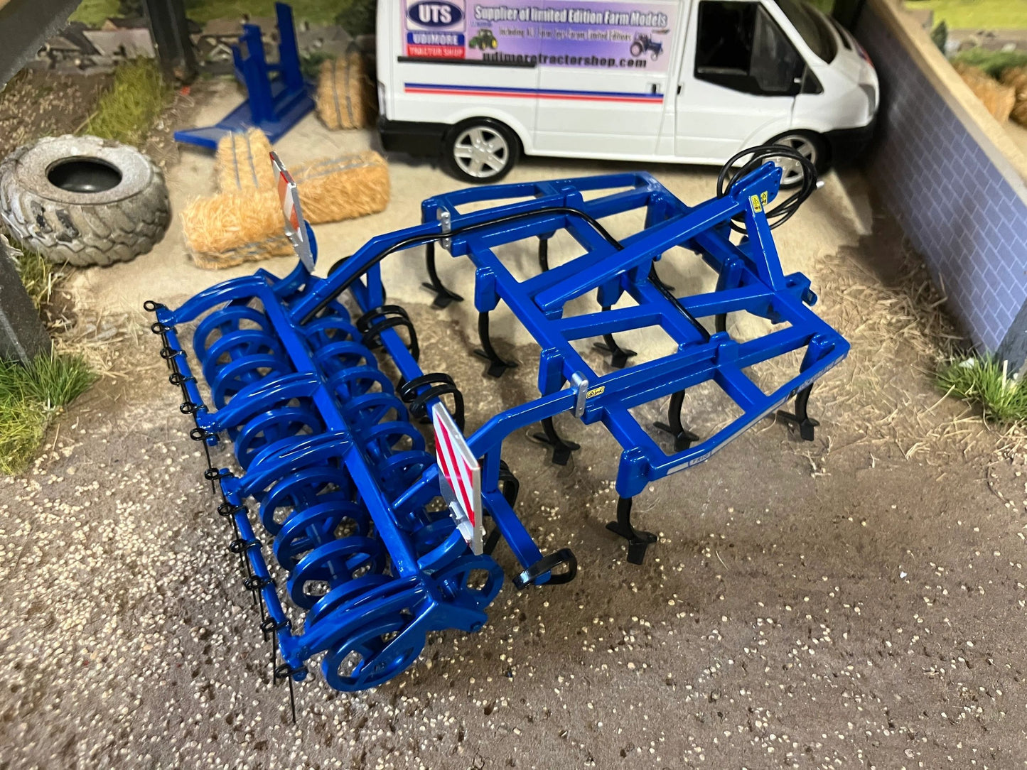 REP077 Replicagri Kockerling Trio 300 3 row Cultivator 1:32 scale Boxed Image 6