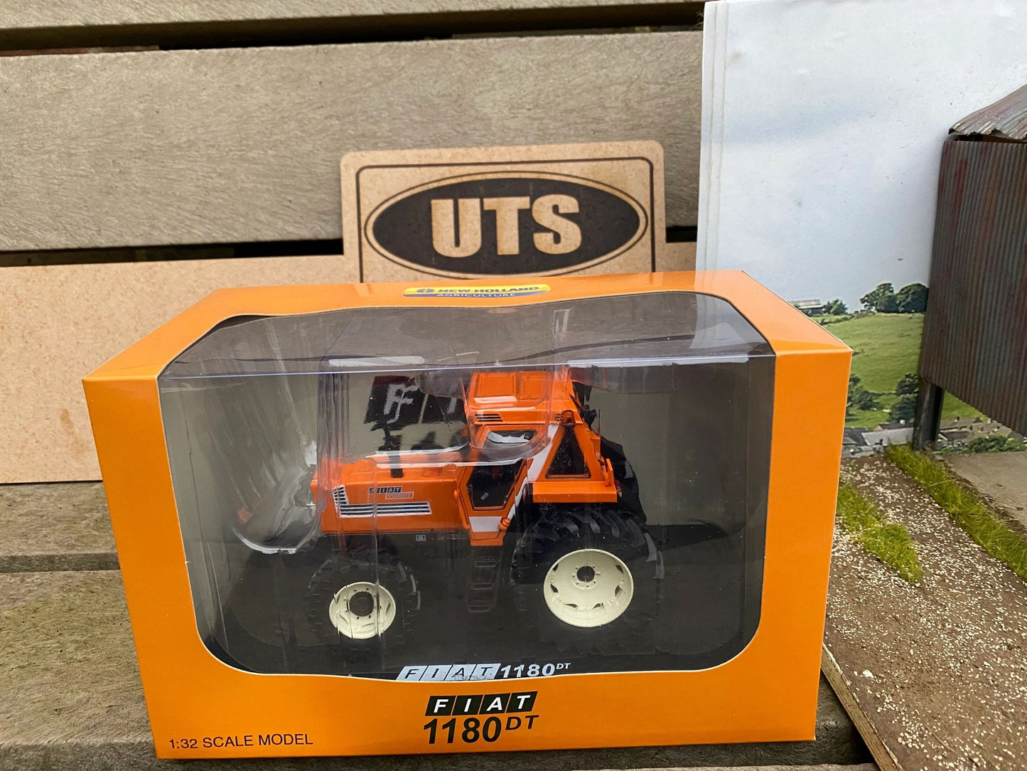 REP128 Replicagri Fiat 1180 DT tractor 1:32 scale Boxed Image 4