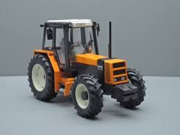 REP149 Replicagri Renault 133-14 TX Tractor Boxed 1:32 scale IN STOCK Image 6