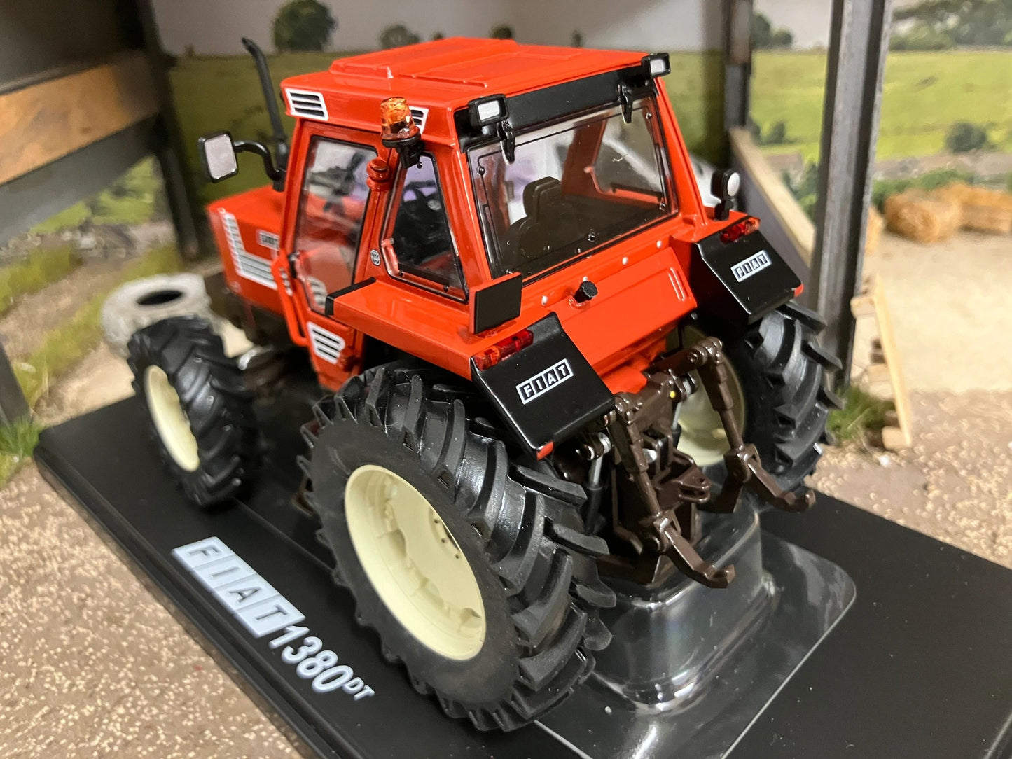REP152 Replicagri Fiat 1380 DT tractor 1:32 scale Boxed Image 3
