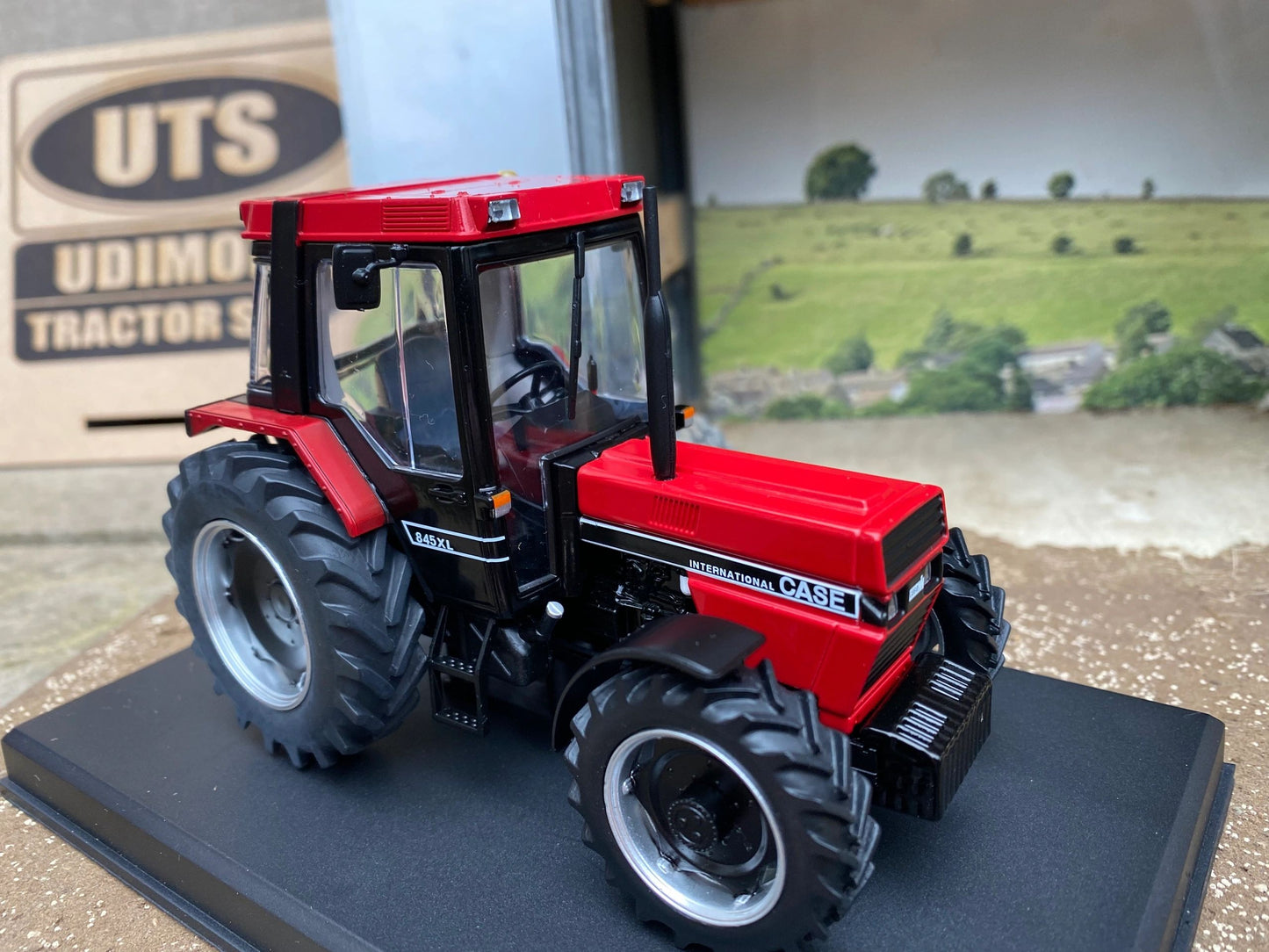REP230 Replicagri CASE IH 845XL tractor 1:32 scale Boxed Image