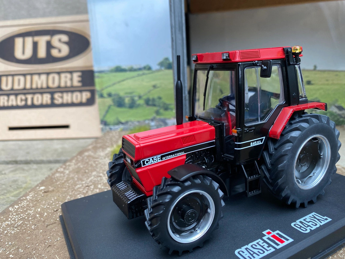 REP230 Replicagri CASE IH 845XL tractor 1:32 scale Boxed Image 2