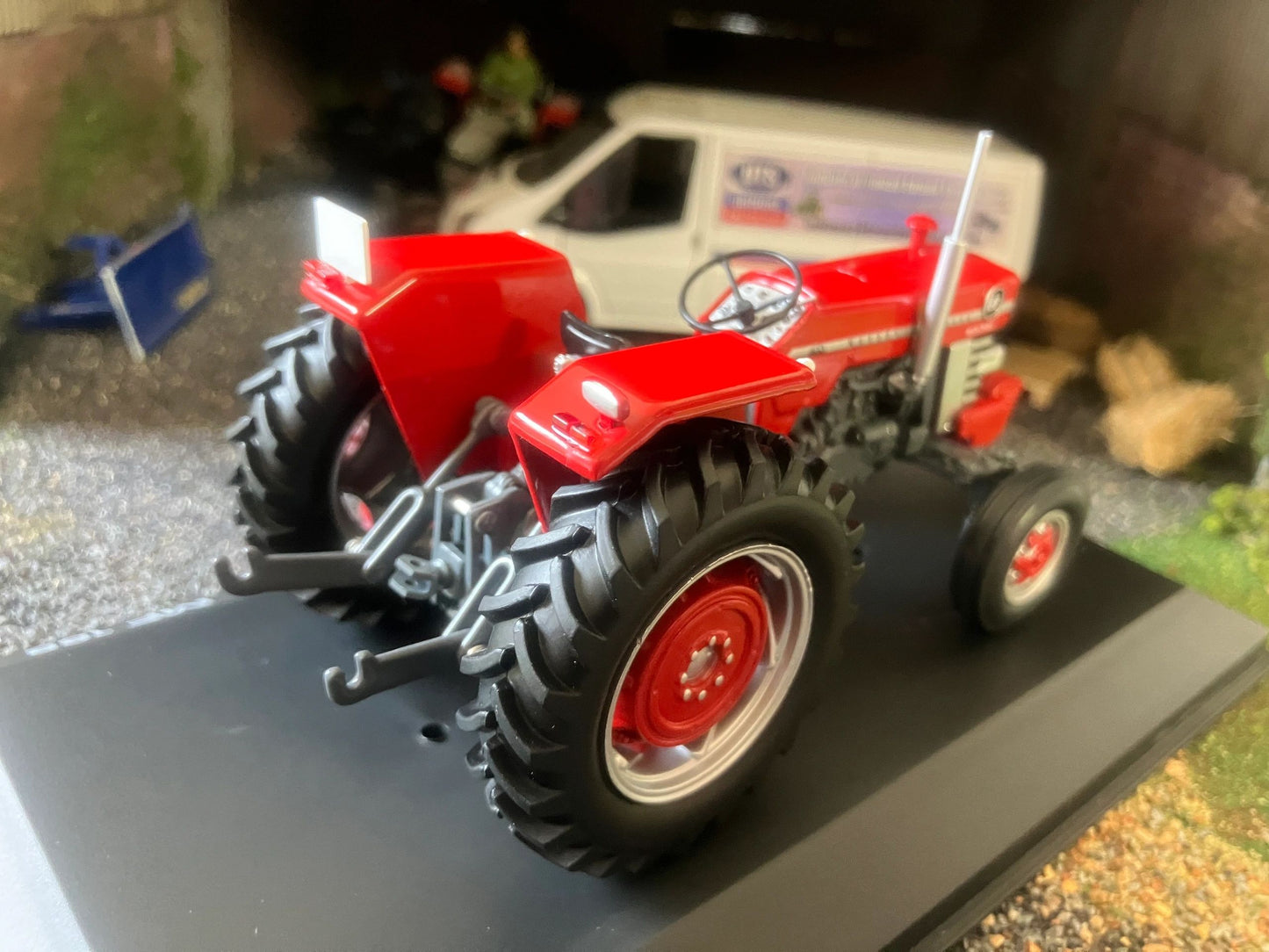 REP510 Replicagri Massey Ferguson 188 2WD Tractor Boxed 1:32 scale Image 4