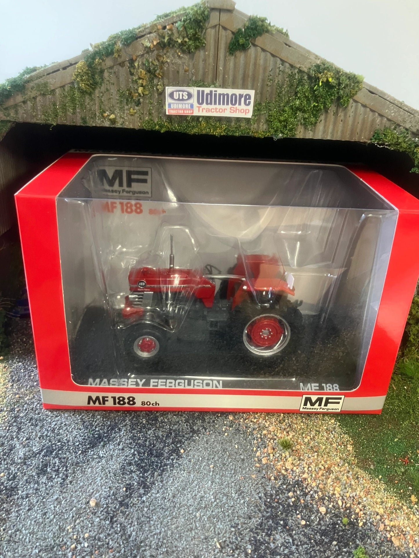 REP510 Replicagri Massey Ferguson 188 2WD Tractor Boxed 1:32 scale Image 6