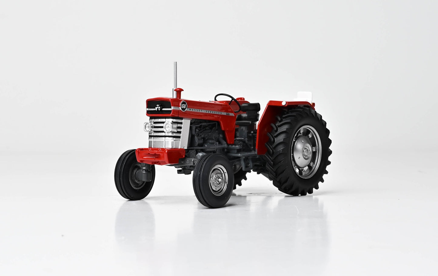 PRE ORDER REP515 Replicagri Massey Ferguson 168 2WD Tractor Boxed 1:32 scale