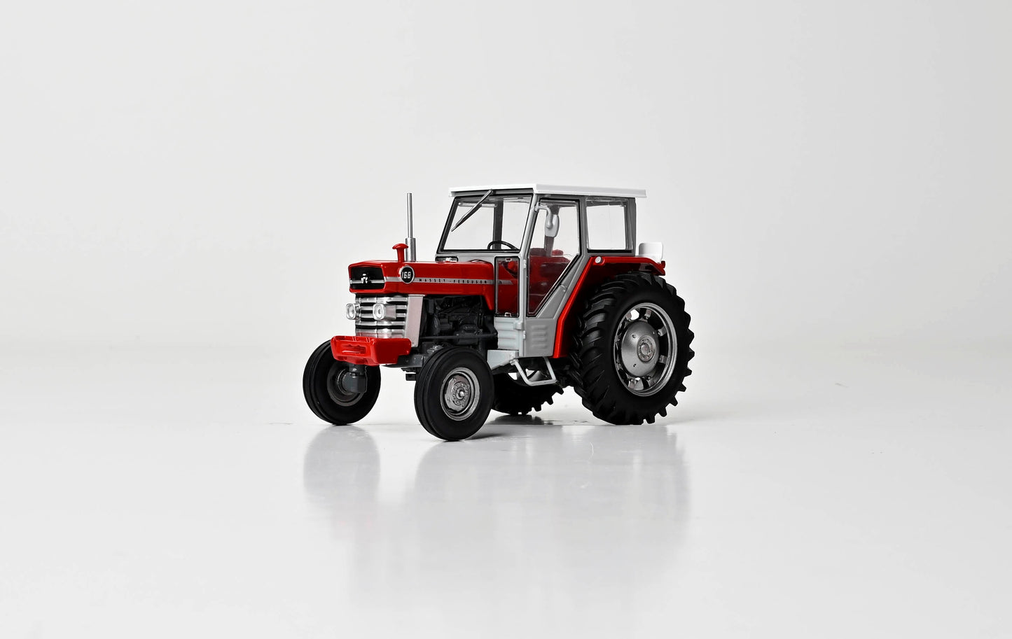 PRE ORDER REP516 Replicagri Massey Ferguson 168 2WD with CAB Tractor Boxed 1:32 scale